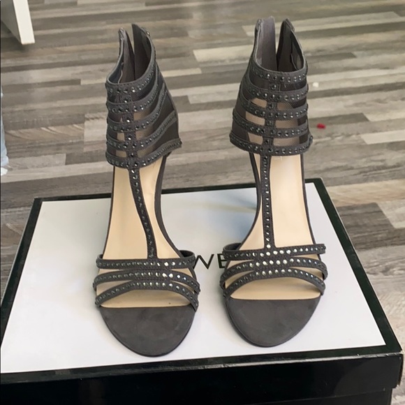 Nine West heels - Picture 2 of 6